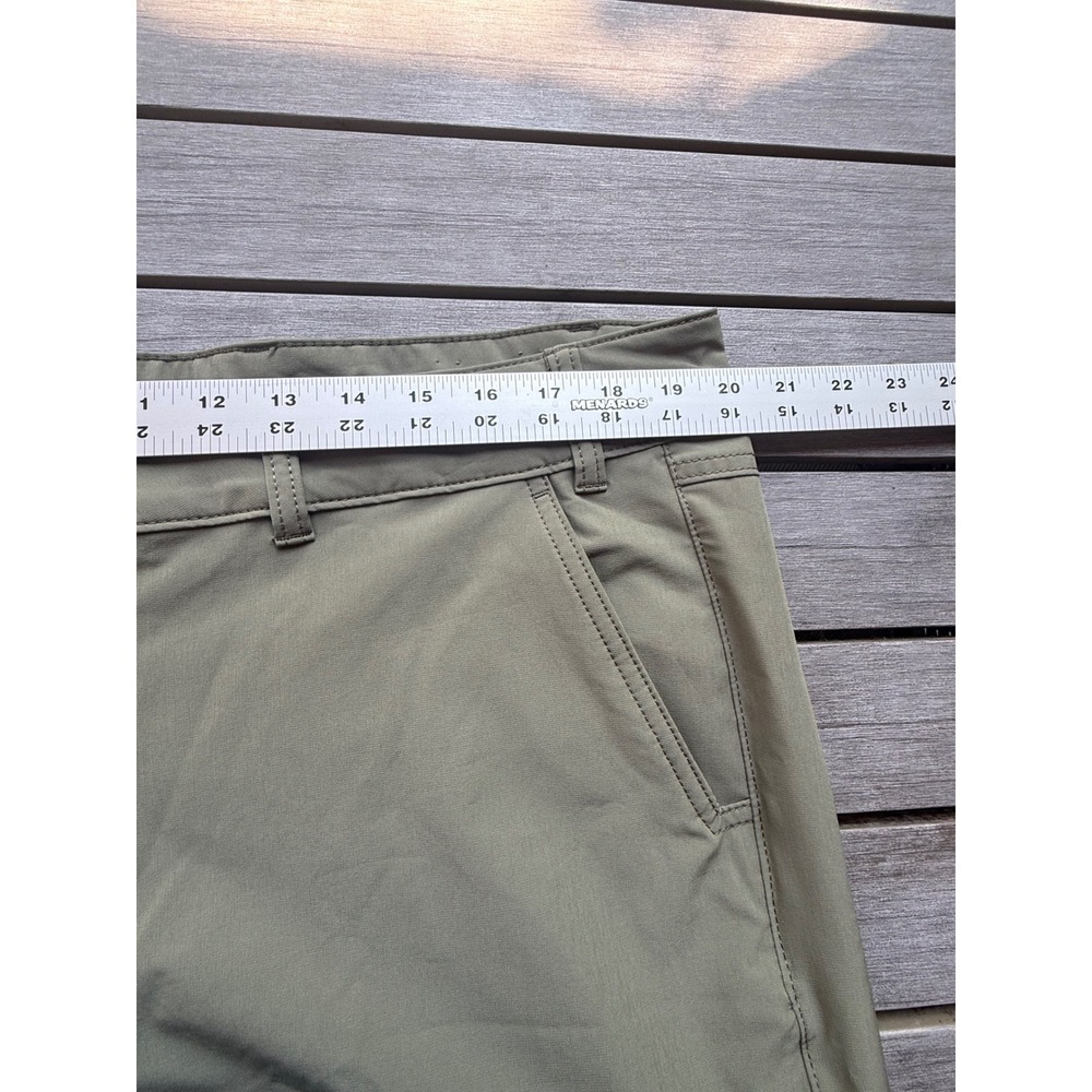 Magellan Classic Pants Men's 38W Zipper Pockets Moisture Wicking Green gorpcore - Picture 4 of 8